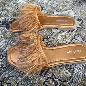 Women's Feather Slide Sandals Size 7 Tan Open Toe Slip On Flats Boho Summer